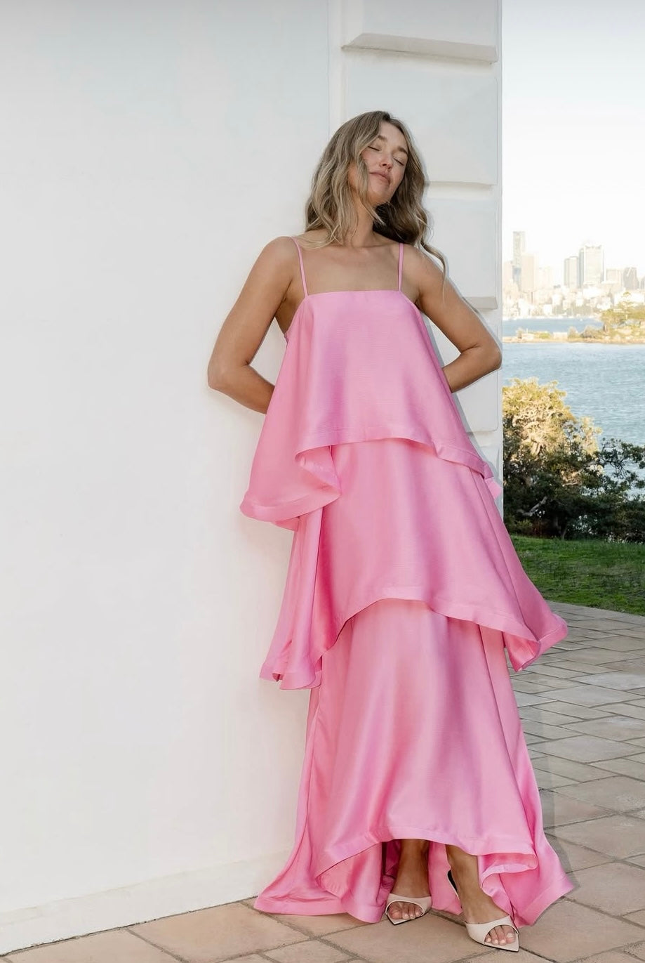 tilly tiered maxi dress in white Tilly Tiered Maxi Pink – Vogue Style Hire