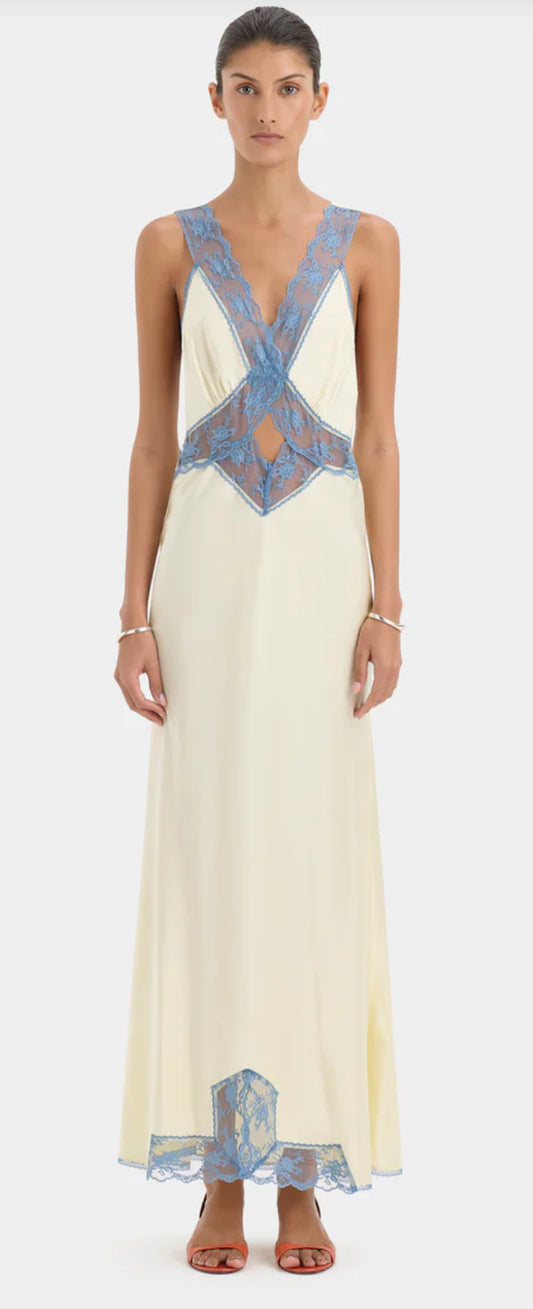Aires Cut Out Maxi