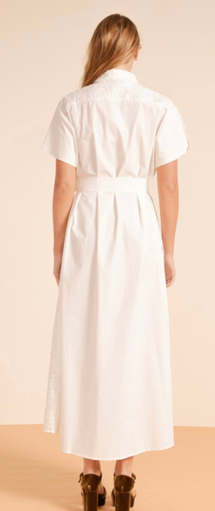 STAR EMBROIDERED SHIRT DRESS IN WHITE